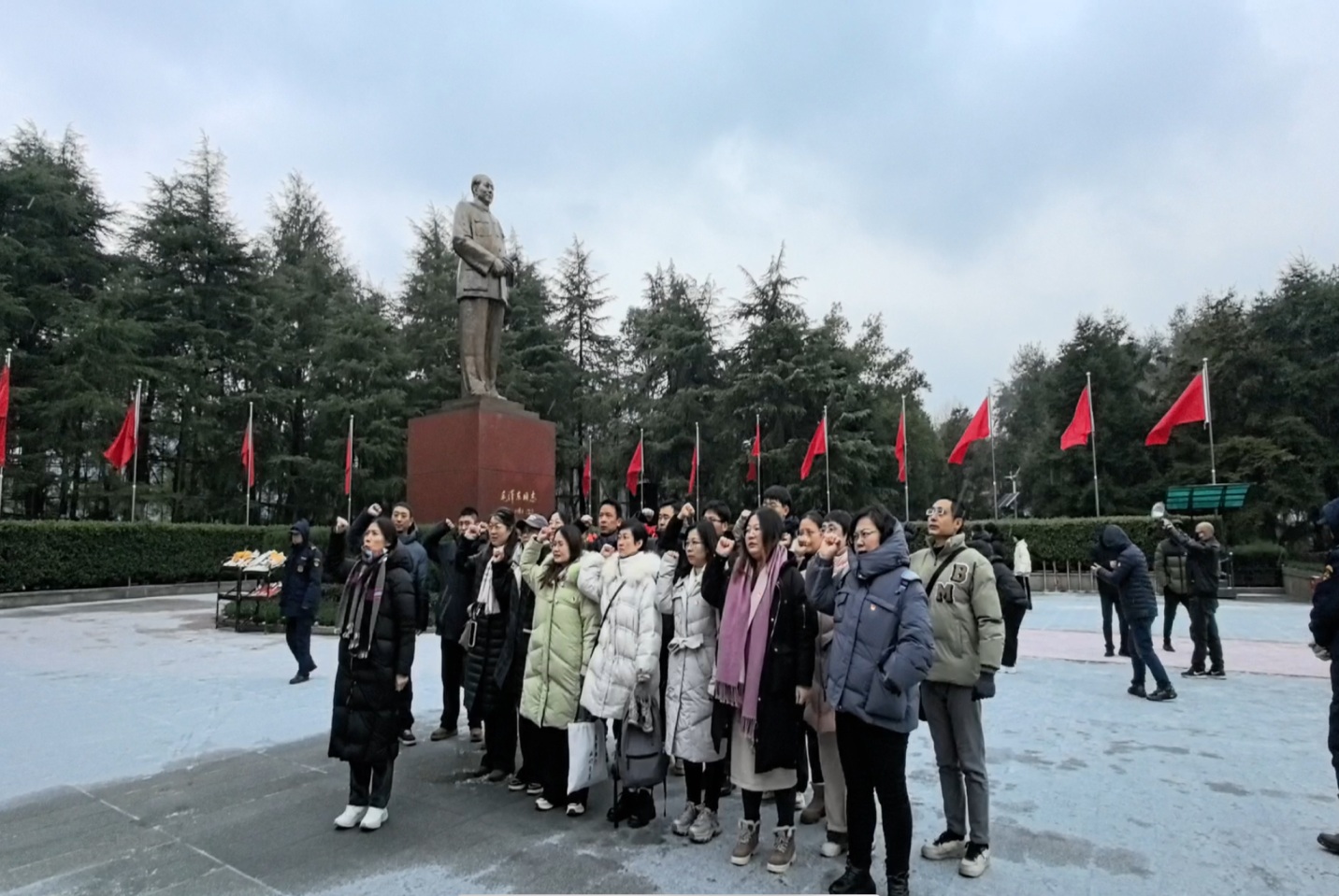 说明: D:\微信文件记录\FileStorage\WeChat Files\coastart\FileStorage\Temp\96b1bb95deea4468f73a44b6bd8a392.jpg